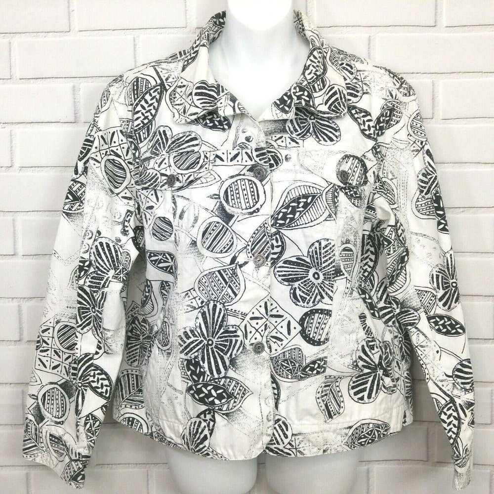 Chicos Black White Jean Jacket Denim Sequined Size 2 Abstract Floral Graphic